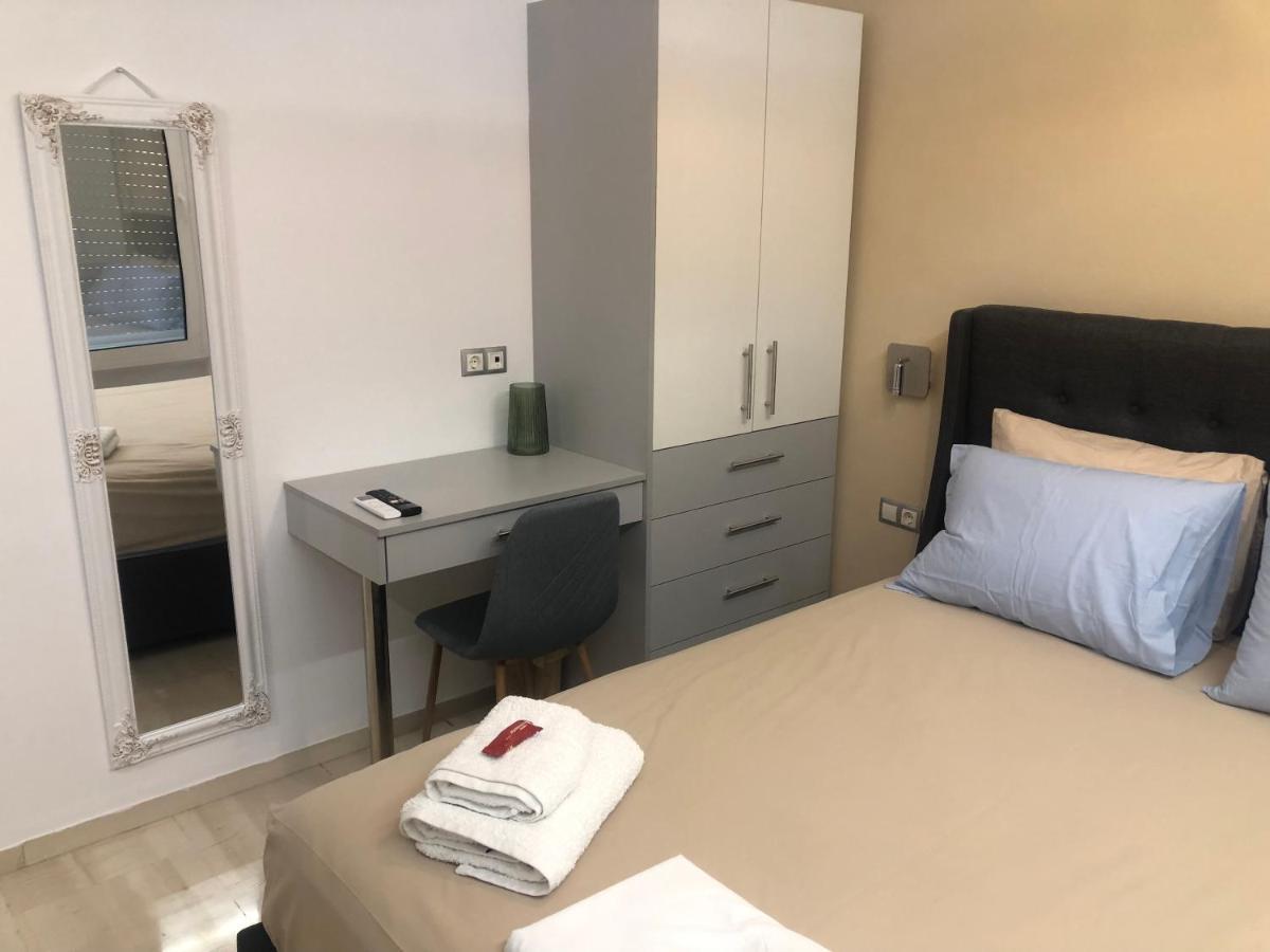 Royal Red Suite No 1, Piraeus Port Eksteriør billede
